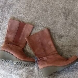 Keen Akita Wedge Slouch boots